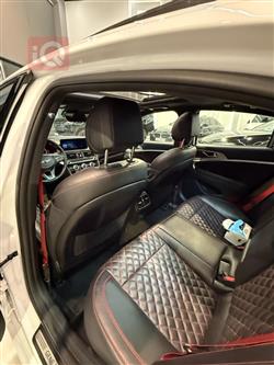 هيونداي جنسس